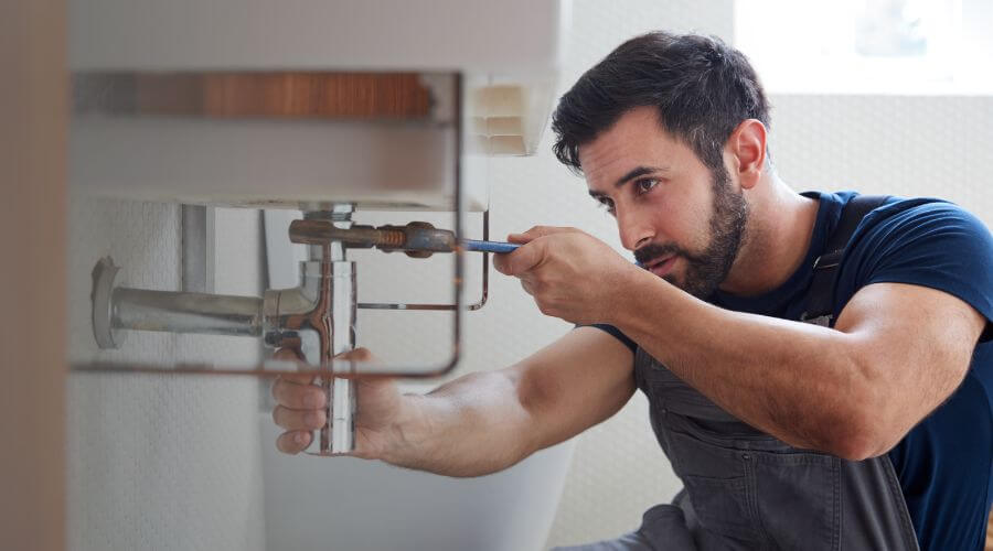 Professional water heater installation services in Farnsworth, TX